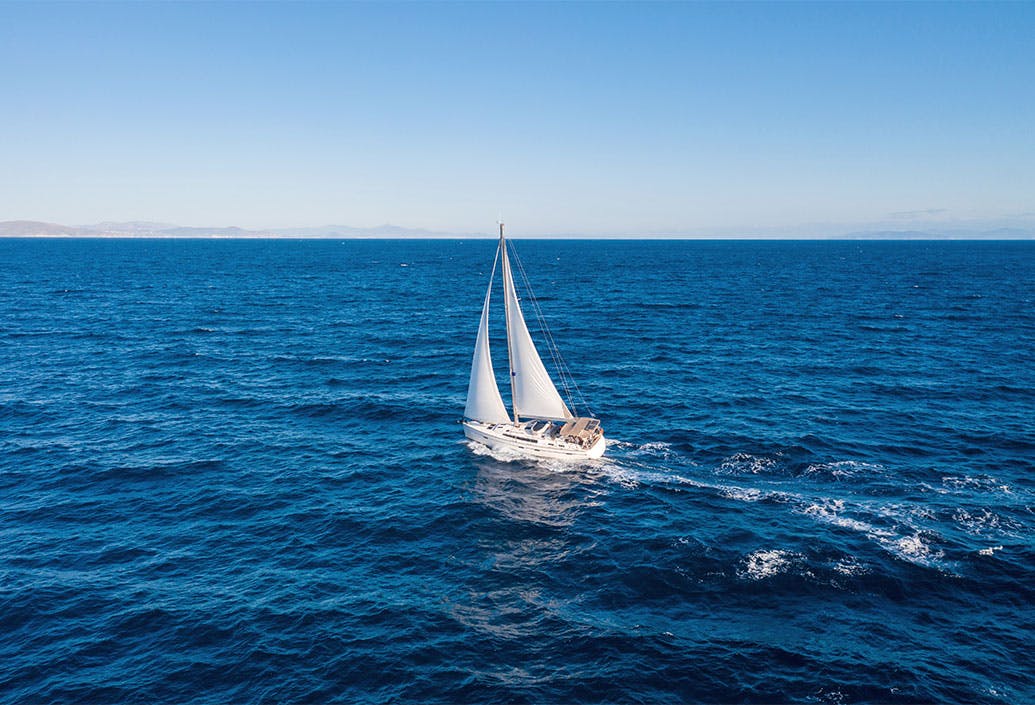 yacht sailing close-hauled